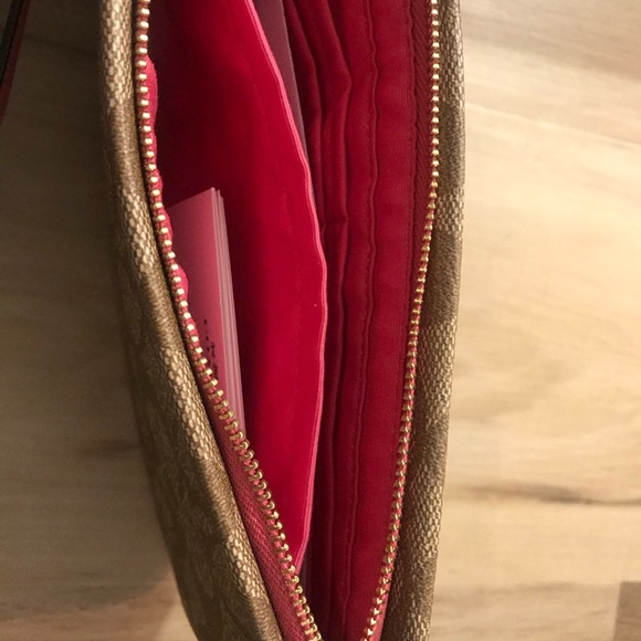 Coach Signature Monogrammed Wristlet Wallet - Picture 4 of 6